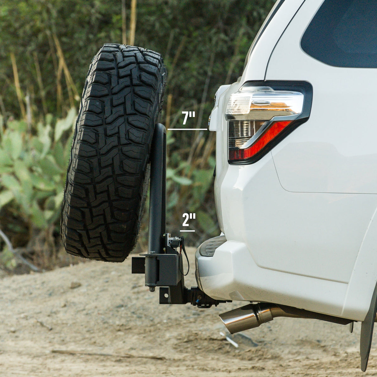 4th Gen 4Runner mounted hitch tire carrier